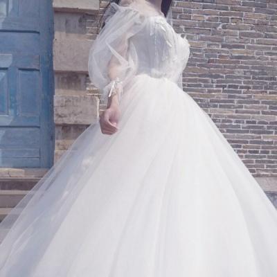 首发天玑9500s 搭9000mAh大电池